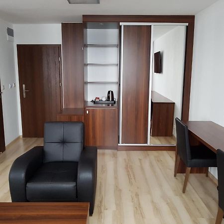 Pod Kominem Pokoje I Apartamenty Brzezie  Exterior photo